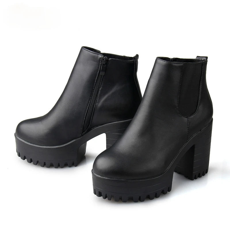 Bottes Mode Femme à Talons Carrés & Plateforme 👢 - deslyshopping