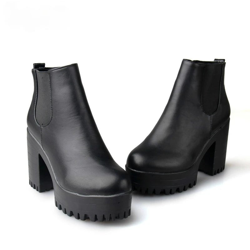 Bottes Mode Femme à Talons Carrés & Plateforme 👢 - deslyshopping