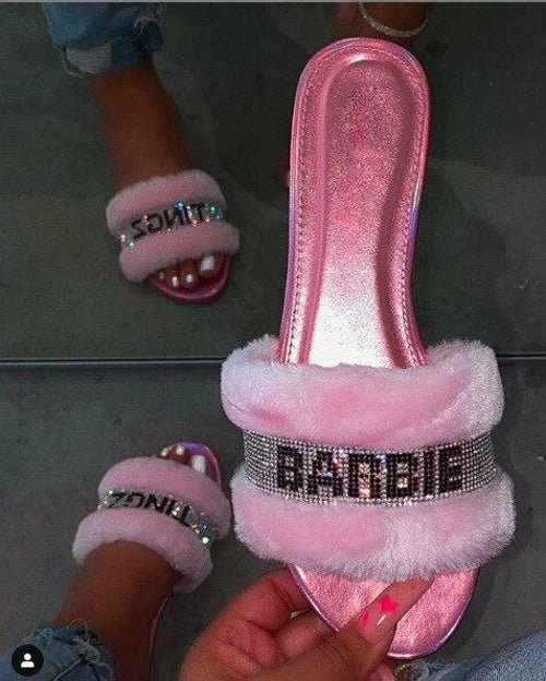 đž Claquettes en Fausse Fourrure Rose - deslyshopping