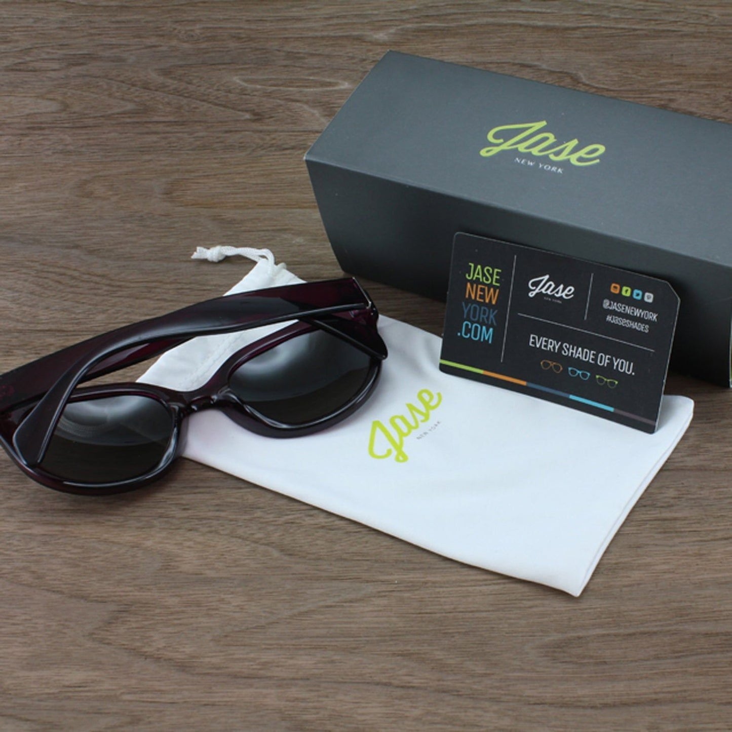 Lunettes de Soleil Cosette de Jase New York - deslyshopping
