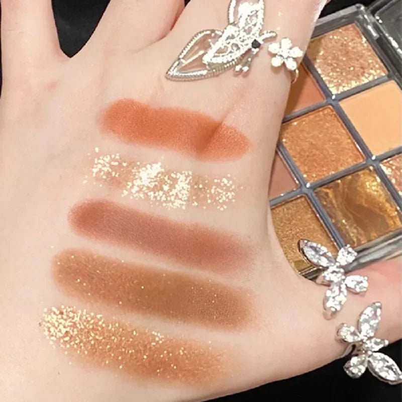 Palette de 9 fards à paupières mats et scintillants - deslyshopping