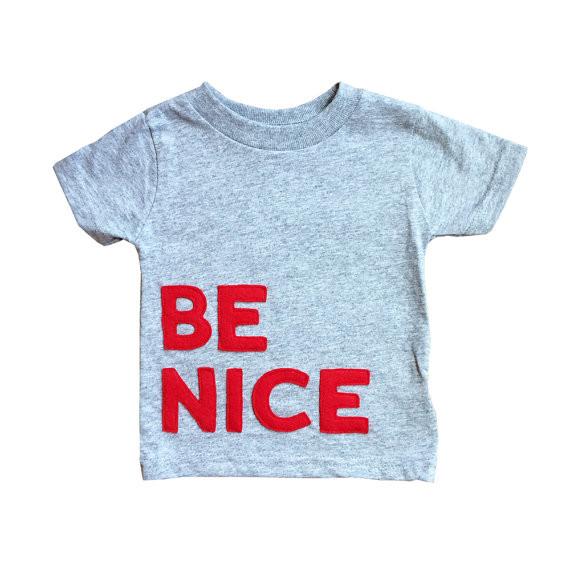 🧸 T-shirt Enfant "BE NICE" – Douceur & Gentillesse 💕 - deslyshopping
