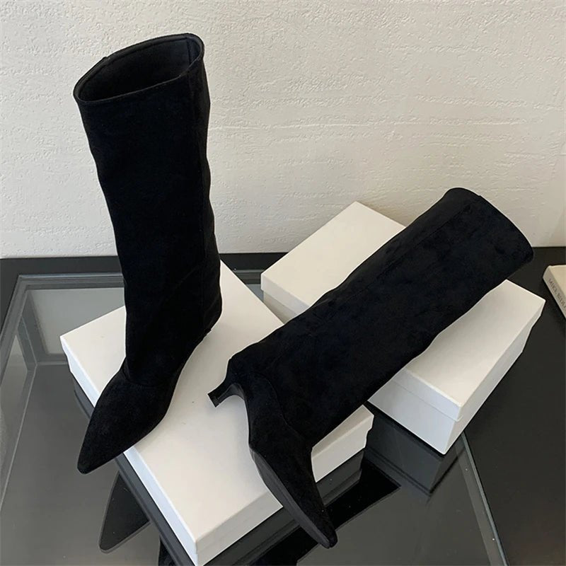 👢 Bottes Hautes à Bout Pointu – Élégance Urbaine pour l’Hiver 2025 ❄️✨ - deslyshopping