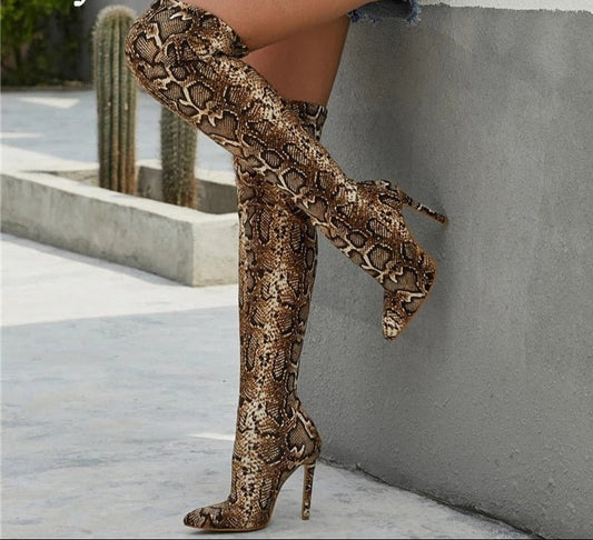 Bottes Hautes Serpentines à Grain Léopard - deslyshopping