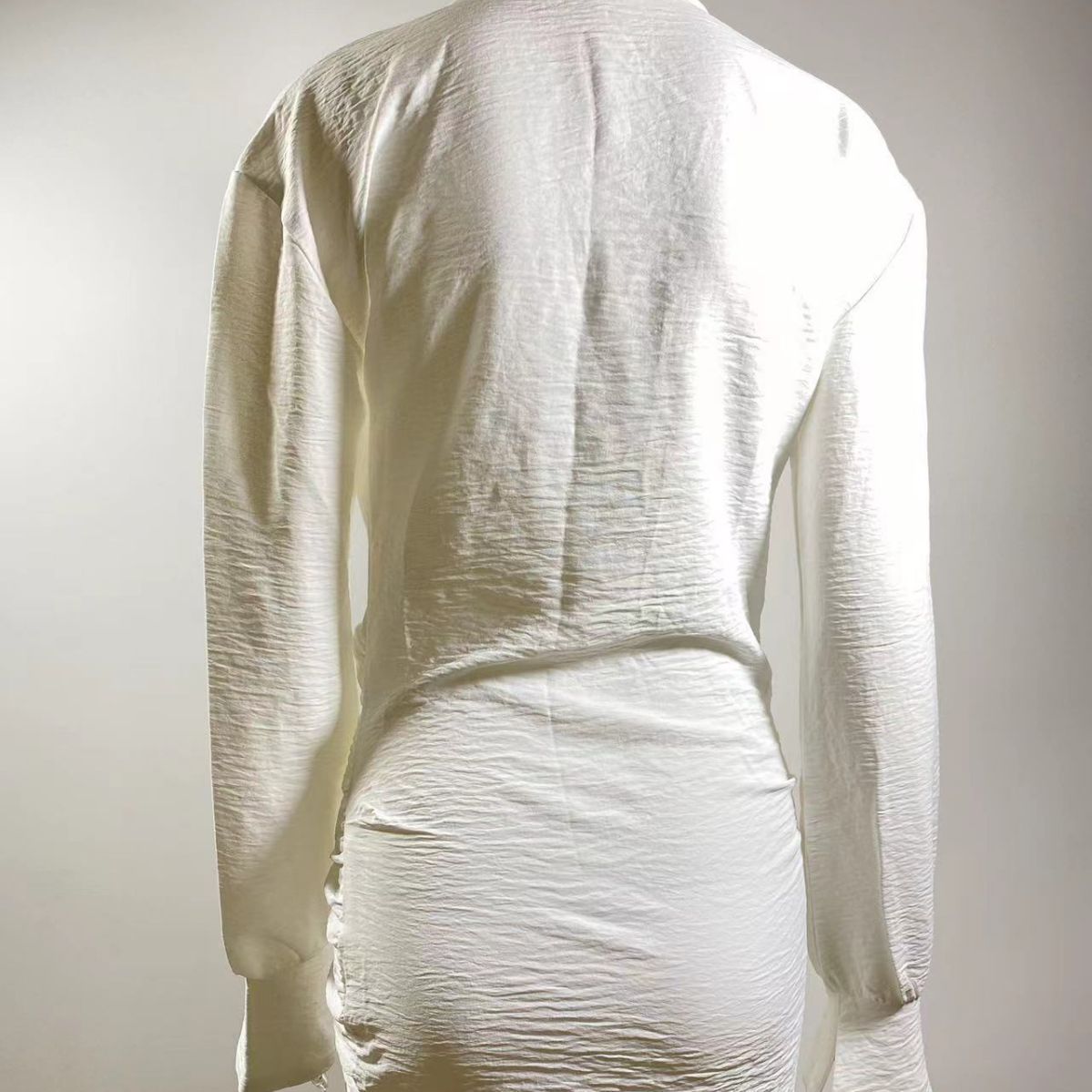 Chemise blanche à manches longues - deslyshopping
