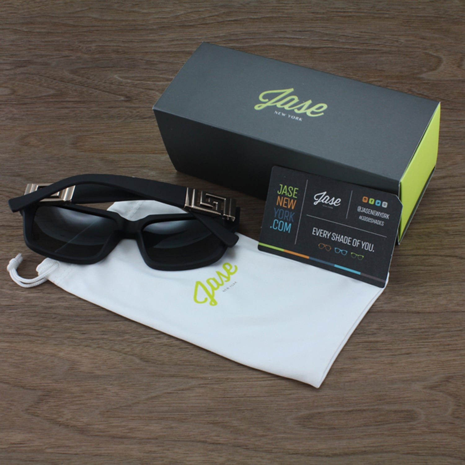 Lunettes de Soleil Jase New York Victor en Noir Mat 🖤🕶️ - deslyshopping