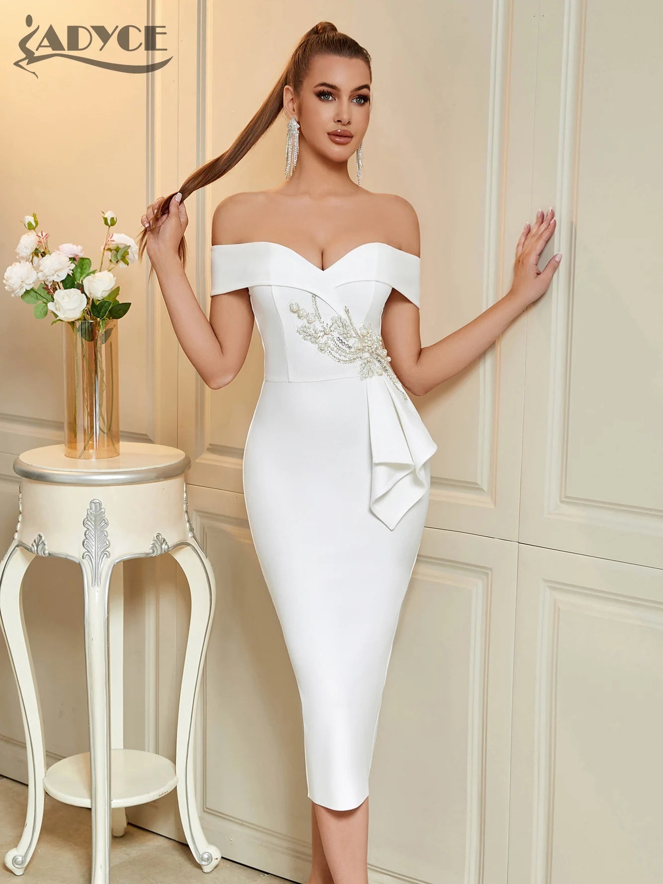 Robe Bandage Floral Perlé à Épaules Dénudées - deslyshopping