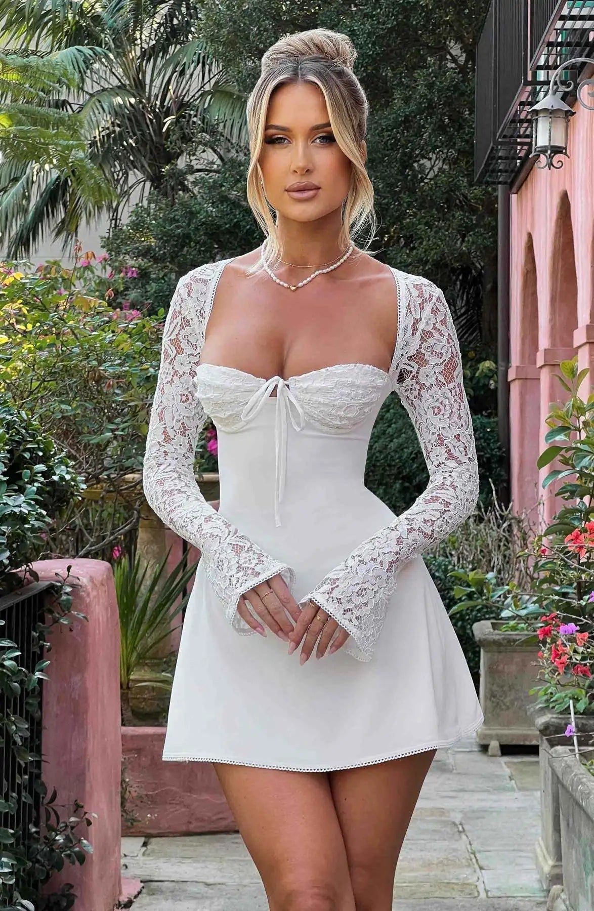 👗 Robe Courte Moulante en Dentelle - deslyshopping