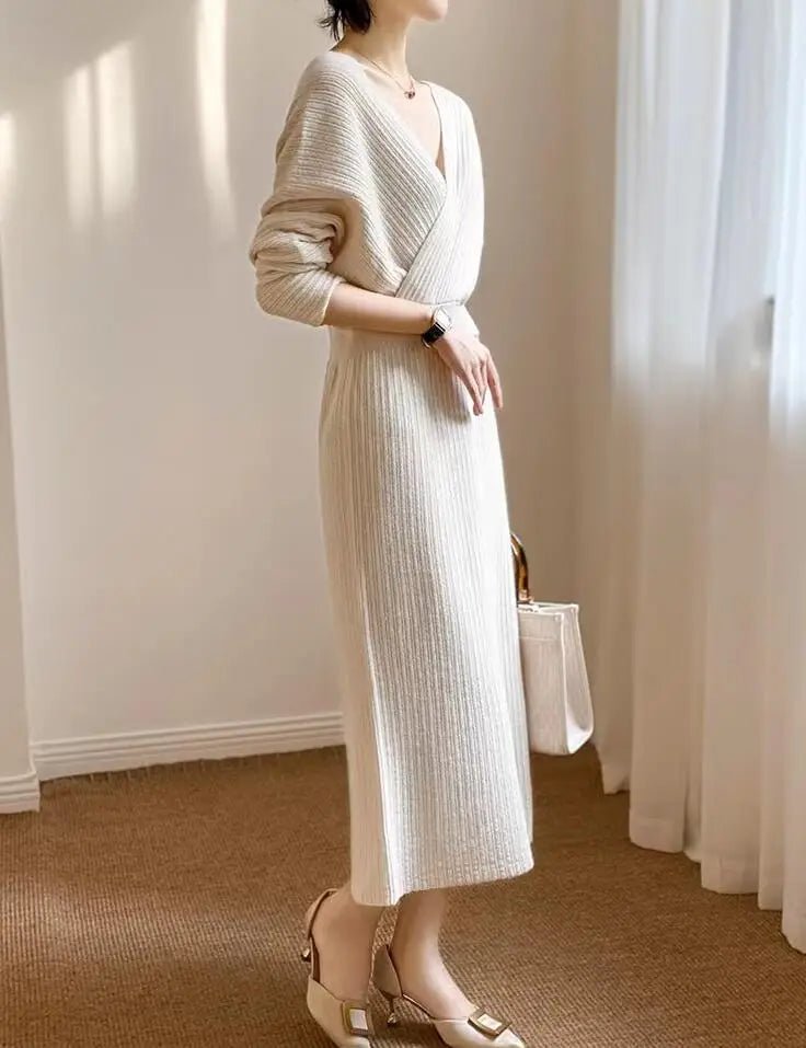 Robe Maille Col V Femme – Élégante & Ajustée Automne/Hiver - deslyshopping