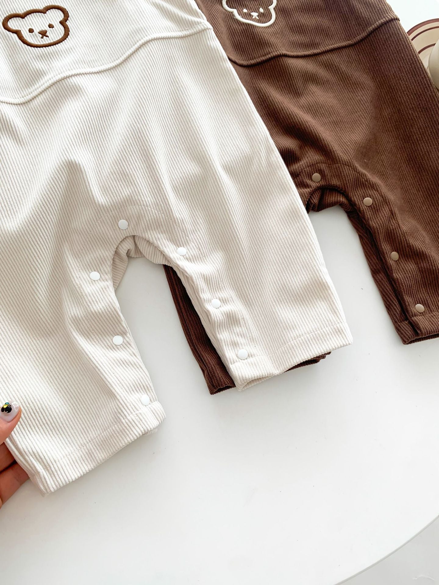 🐻 Salopette en Velours Côtelé Unisexe pour Bébé & Enfant - deslyshopping